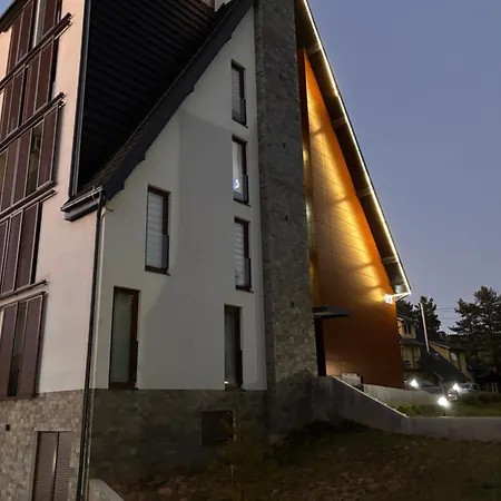 Lägenhet Yellow Moon Borovi