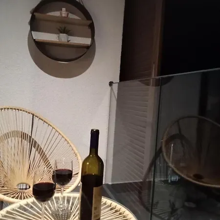 Lägenhet Yellow Moon Borovi